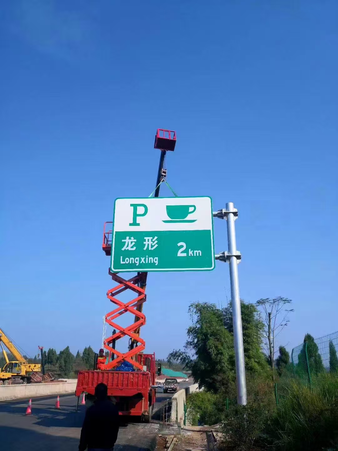 锦州市八角杆指路牌 - 方案